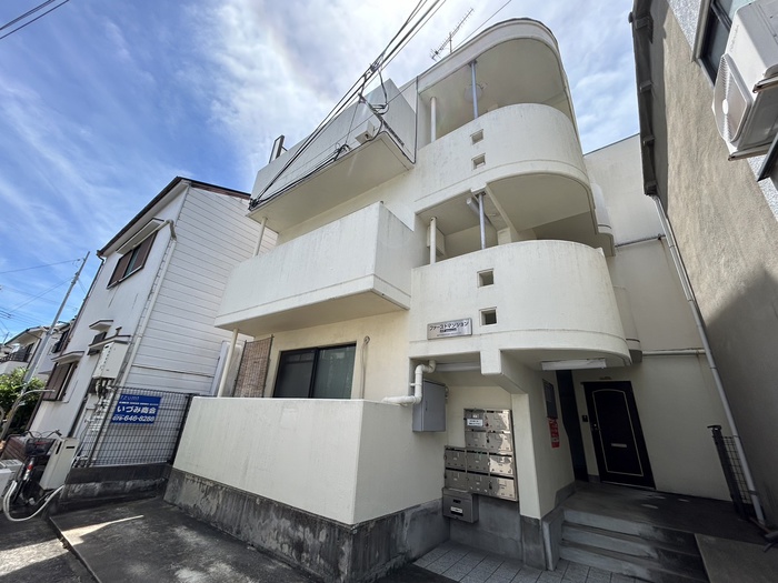 ファーストマンション