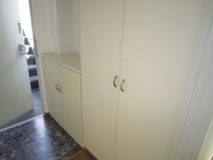 物件内観写真11　(靴箱)