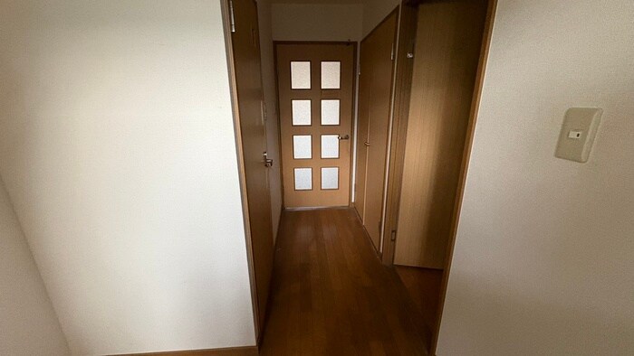 物件内観写真20　(廊下)