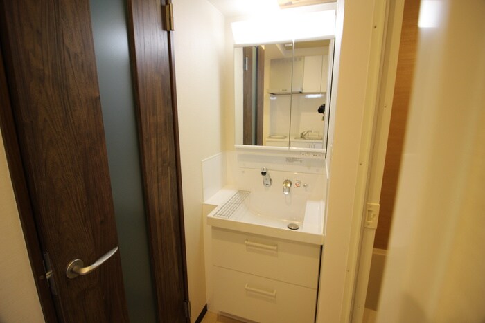 物件内観写真12　(洗面)