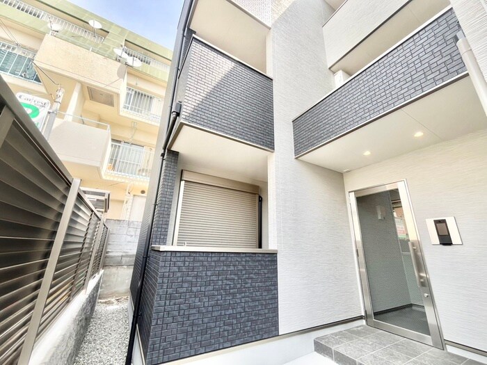 物件外観写真2　(外観写真)