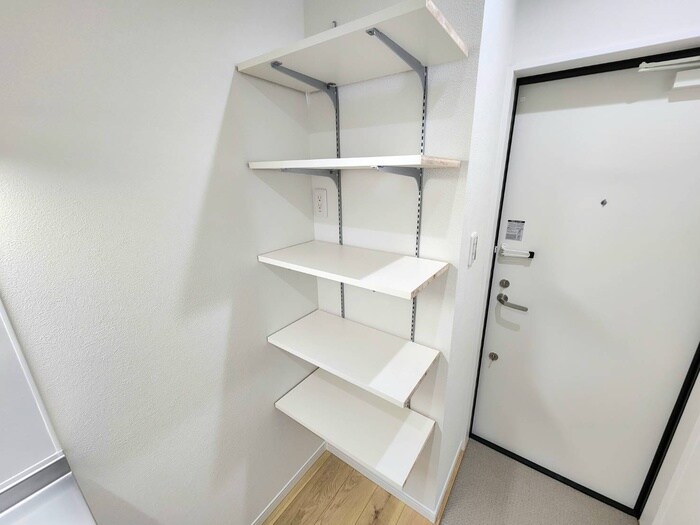 物件内観写真13　(収納)