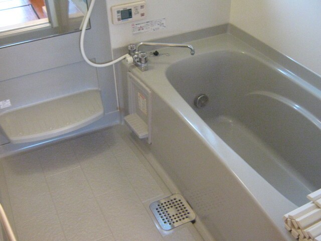 物件内観写真12　(バス／シャワールーム等)