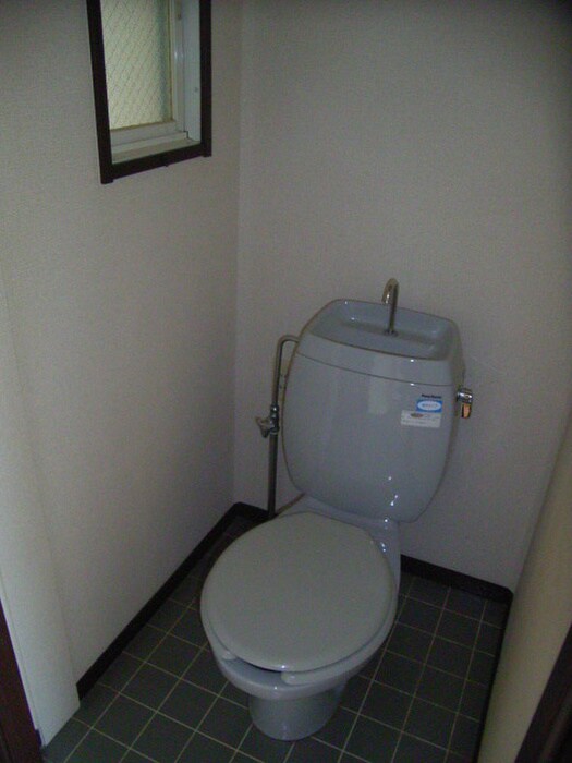 物件内観写真9　(トイレ)