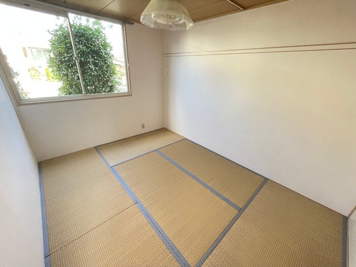 物件内観写真9　(居室)