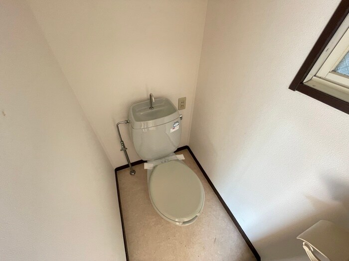 物件内観写真15　(トイレ)
