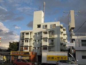 ロイヤル諏訪森外観写真
