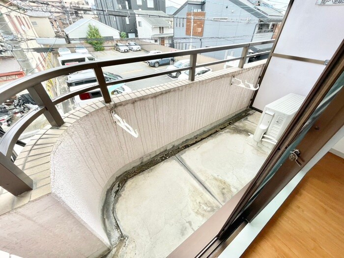 物件内観写真22　(室内からの展望)