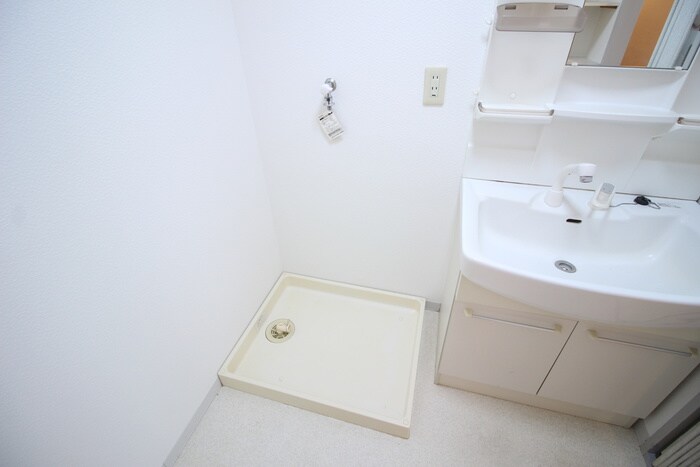 エスポワ－ル新中条の洗濯機置場