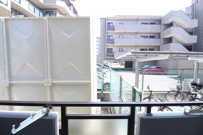 エスポワ－ル新中条の室内からの展望