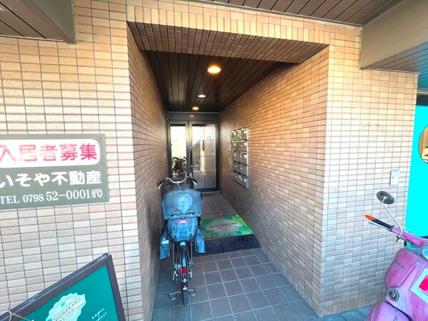 エントランス部分