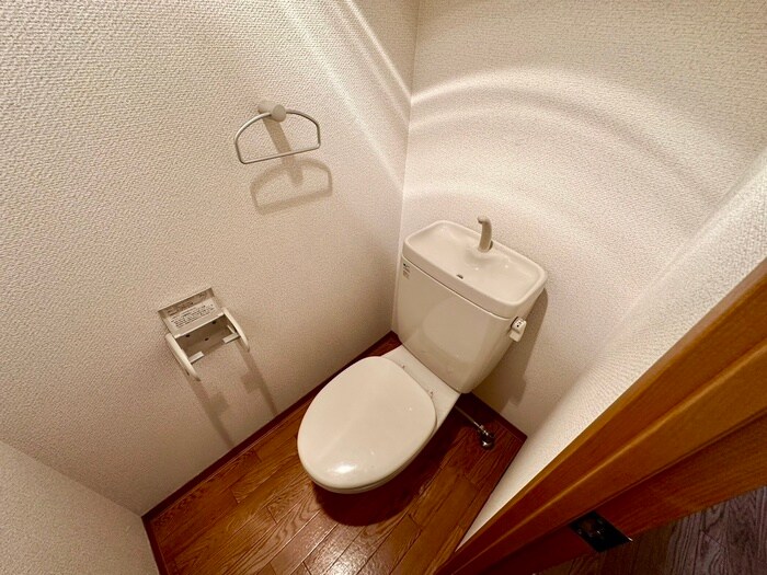 物件内観写真10　(トイレ)