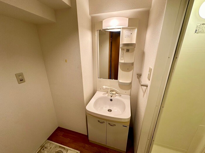 物件内観写真11　(洗面)