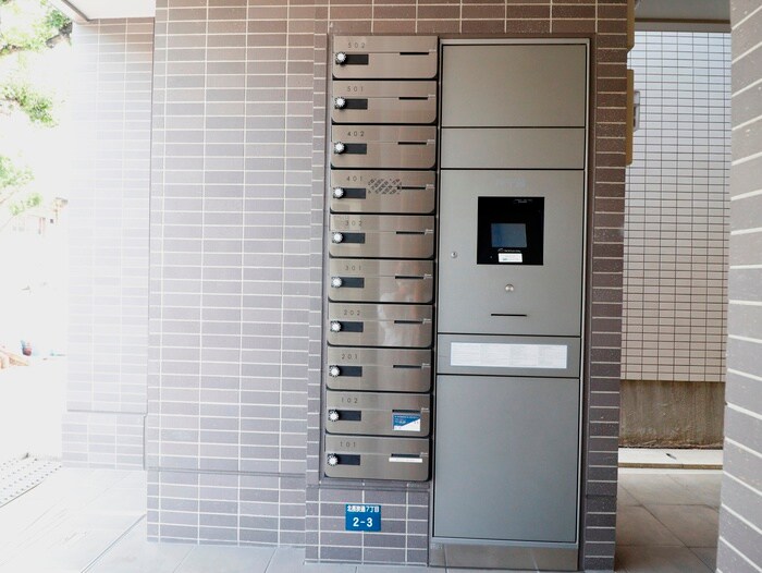 物件外観写真4　(建物設備)