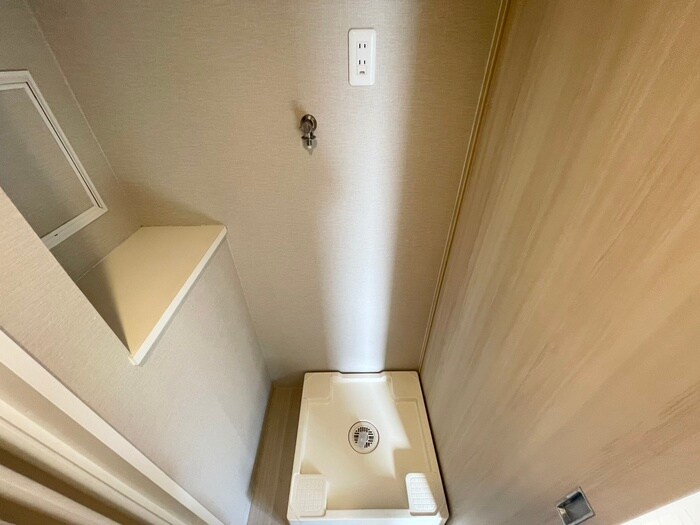 物件内観写真18　(洗濯機置場)
