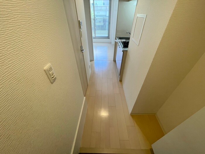物件内観写真19　(廊下)