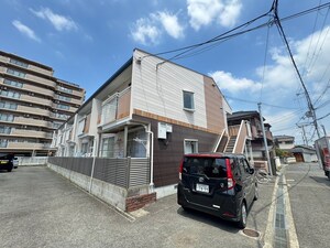 ファミ－ルハイツ北花田外観写真