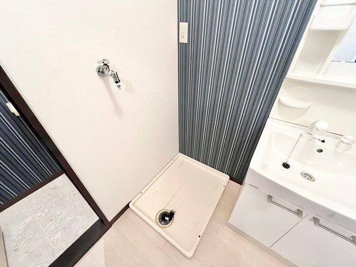 物件内観写真13　(洗濯機置場)