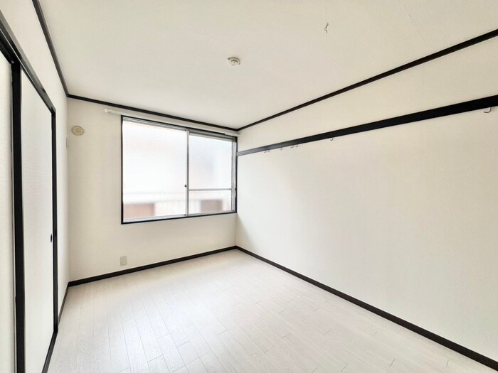 物件内観写真15　(居室)