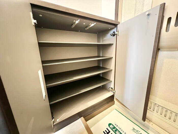 物件内観写真17　(靴箱)