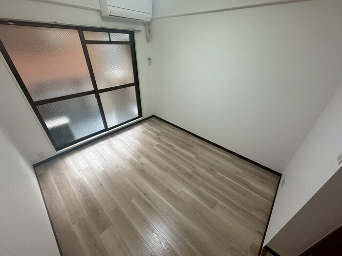 物件内観写真22　(居室)