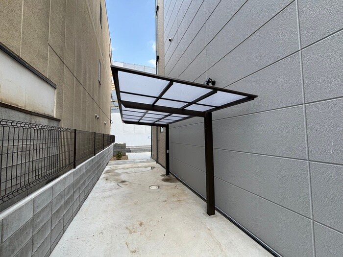 物件外観写真5　(駐輪場)