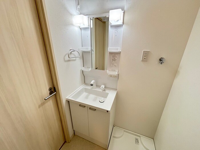 物件内観写真12　(洗面)