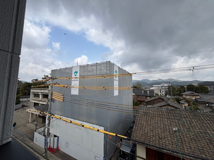 物件内観写真22　(室内からの展望)