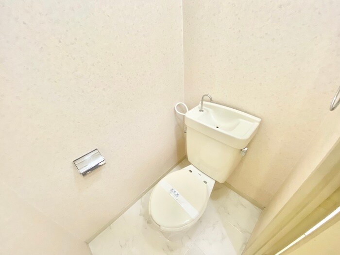 物件内観写真13　(トイレ)