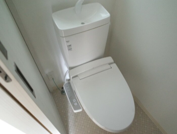 物件内観写真12　(トイレ)