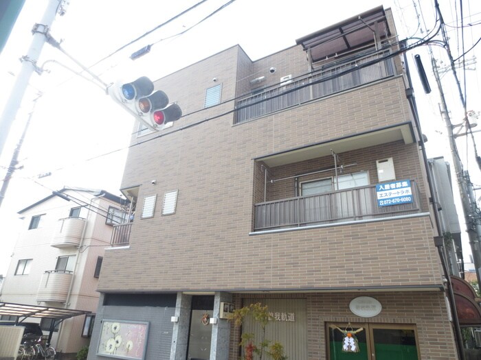 物件外観写真2　(外観写真)