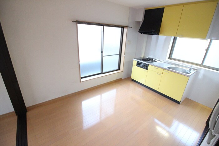 物件内観写真5　(居室)