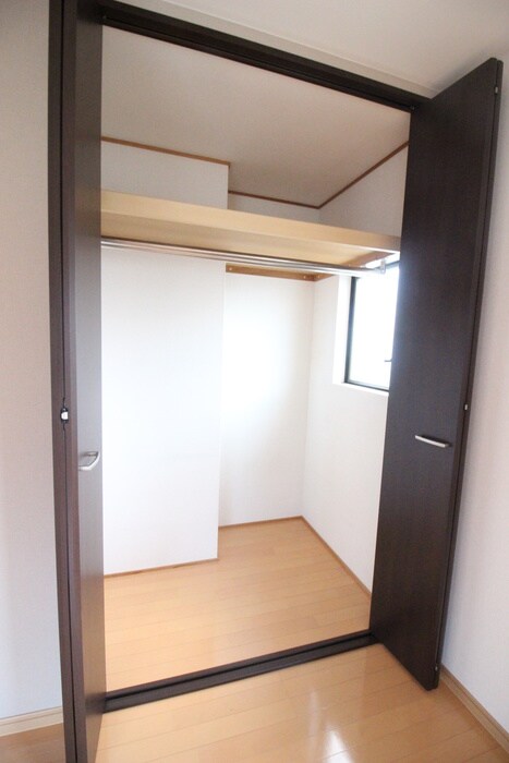 物件内観写真16　(収納)