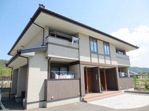 プラシ－ド嵯峨Ⅱ外観写真