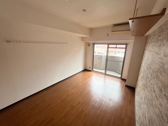 物件内観写真16　(居室)