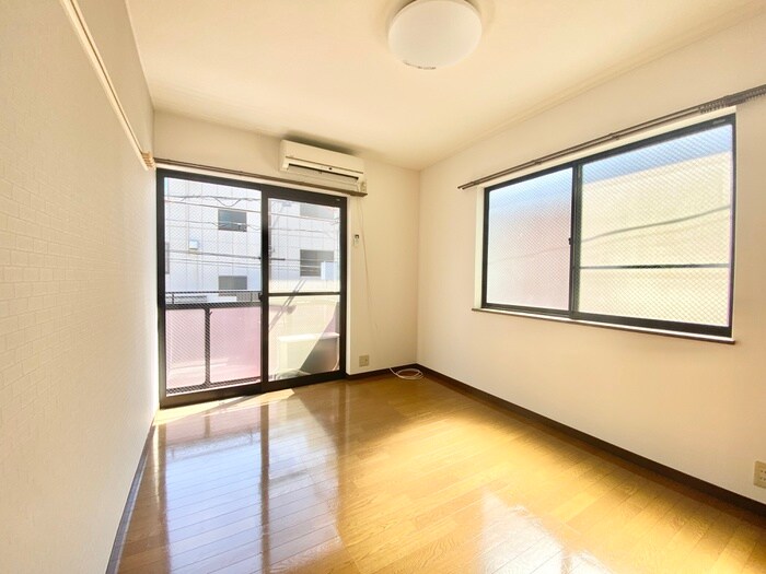 物件内観写真5　(居室)