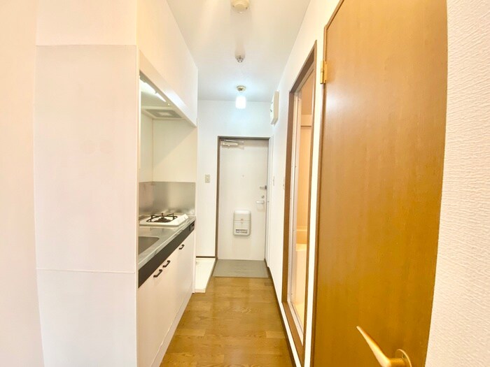 物件内観写真18　(廊下)