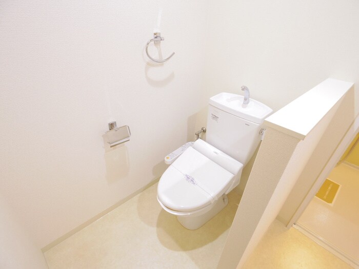 物件内観写真14　(トイレ)