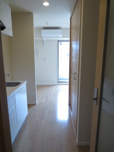 物件内観写真15　(玄関)