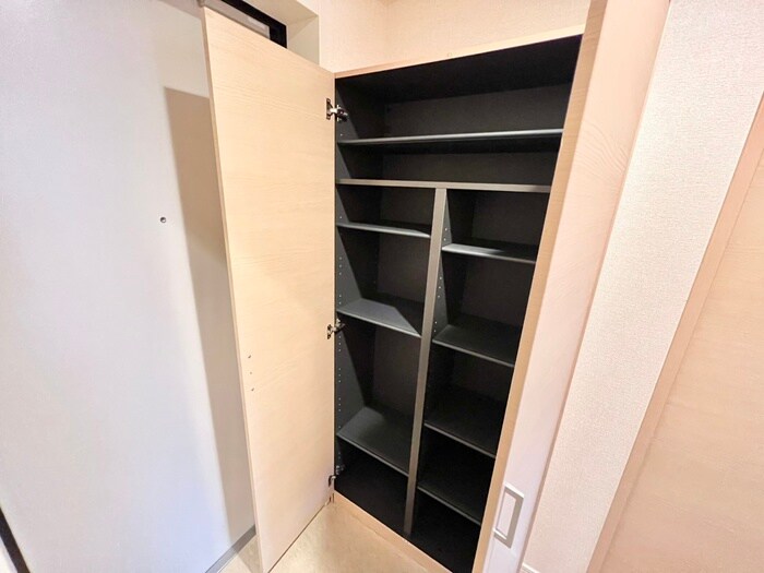 物件内観写真19　(靴箱)
