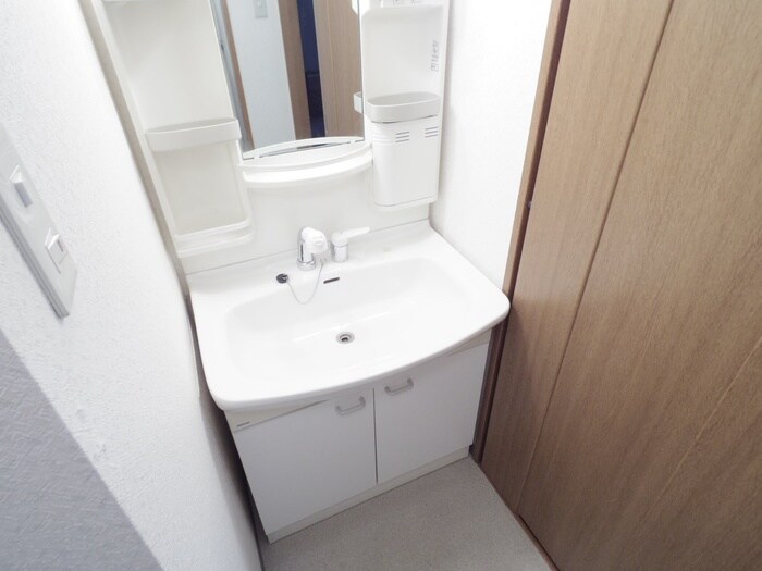 物件内観写真12　(洗面)