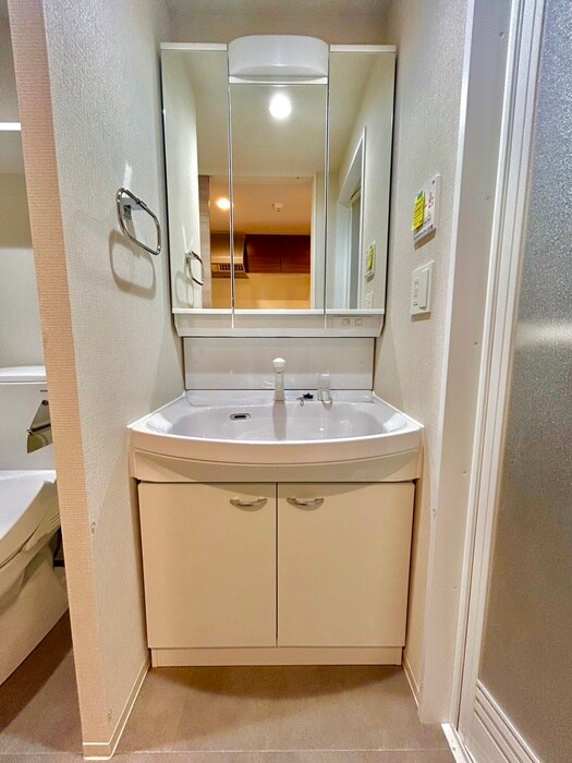 物件内観写真10　(洗面)