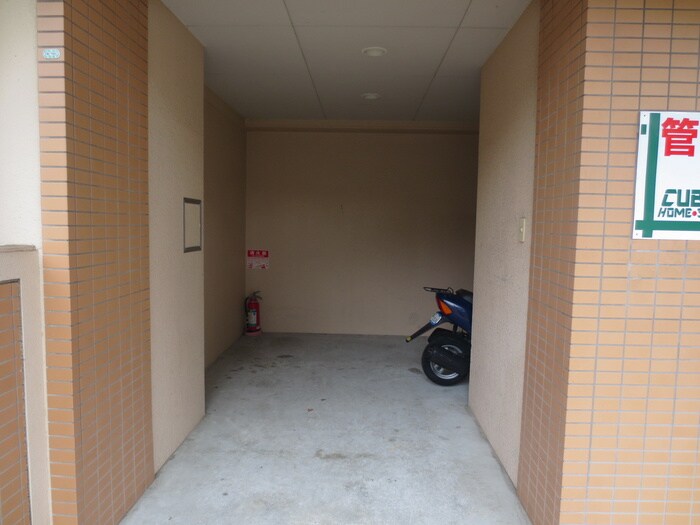 物件外観写真4　(建物設備)