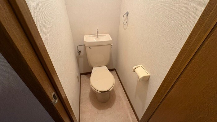 物件内観写真13　(トイレ)