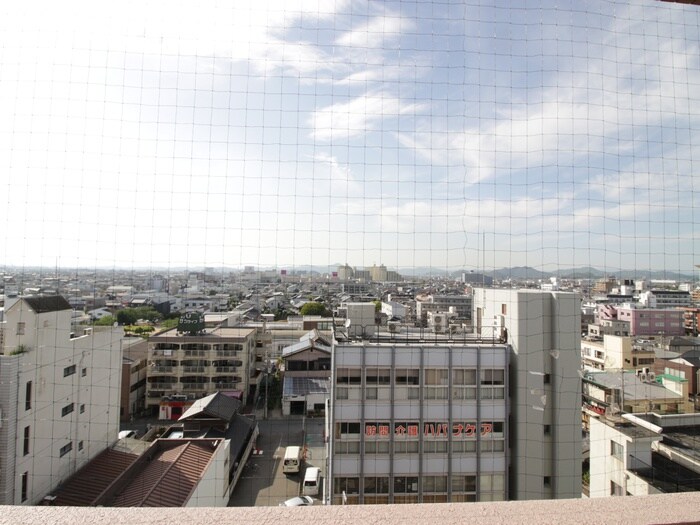 物件内観写真18　(室内からの展望)