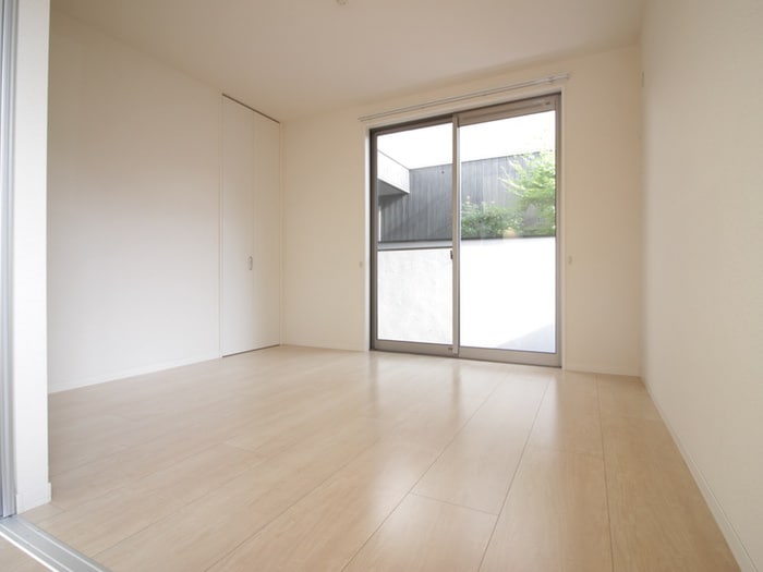 物件内観写真16　(居室)