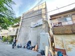 建築中