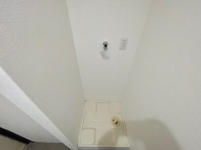 物件内観写真13　(洗濯機置場)