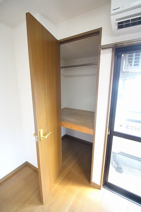 物件内観写真9　(収納)