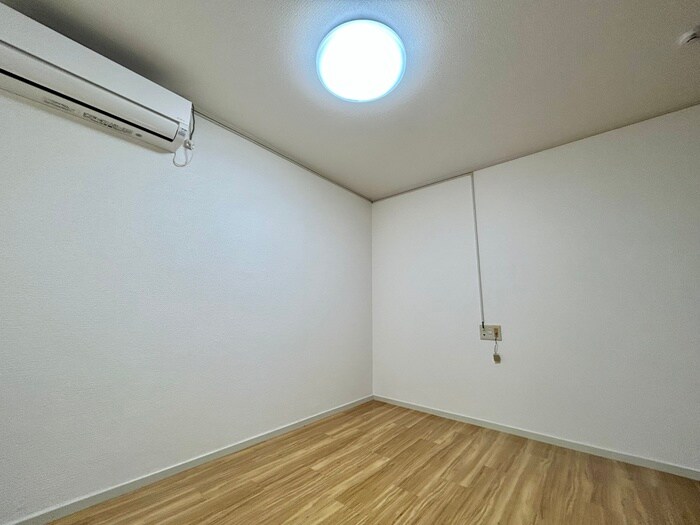 物件内観写真12　(居室)